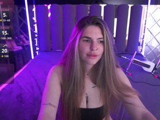 DanielaReign Porn Show