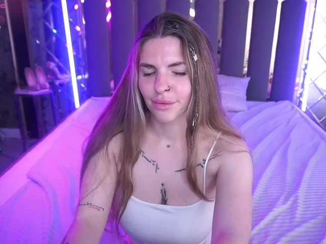 DanielaReign webcam