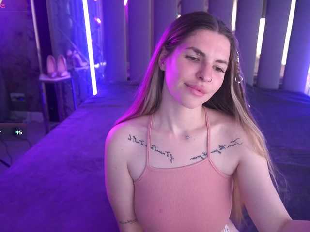 DanielaReign webcam