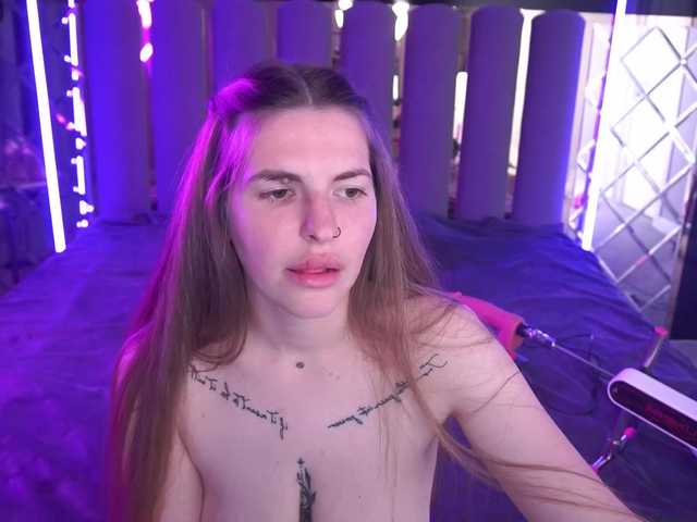DanielaReign webcam