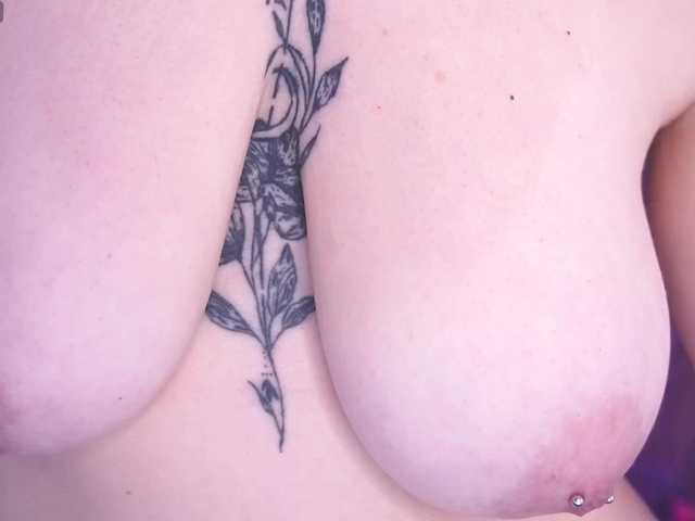 DanielaReign webcam