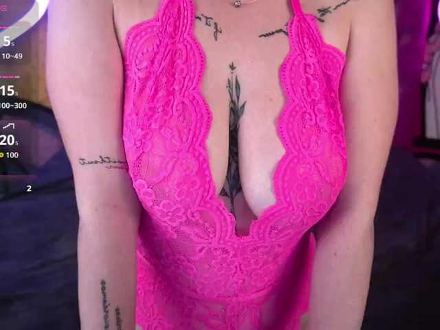 DanielaReign webcam