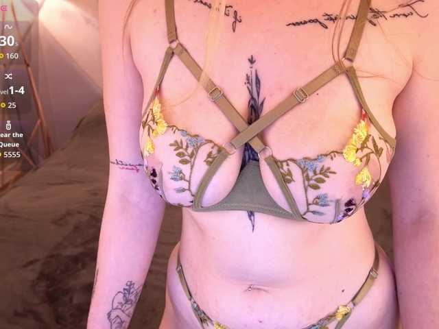 DanielaReign webcam