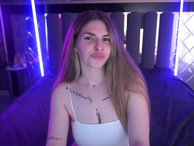 DanielaReign webcam