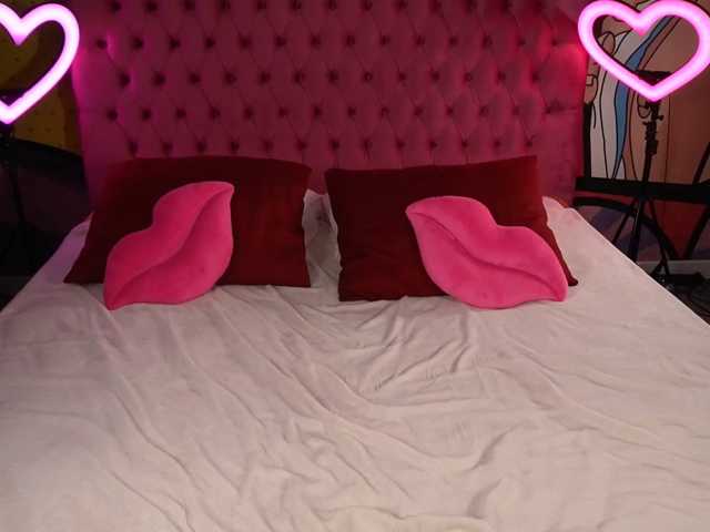 DanielaReign live cam on BongaCams