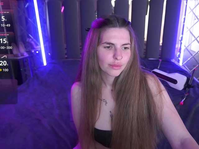 DanielaReign live cam on BongaCams