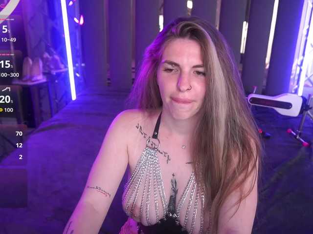 DanielaReign webcam