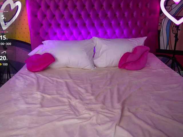 DanielaReign live cam on BongaCams