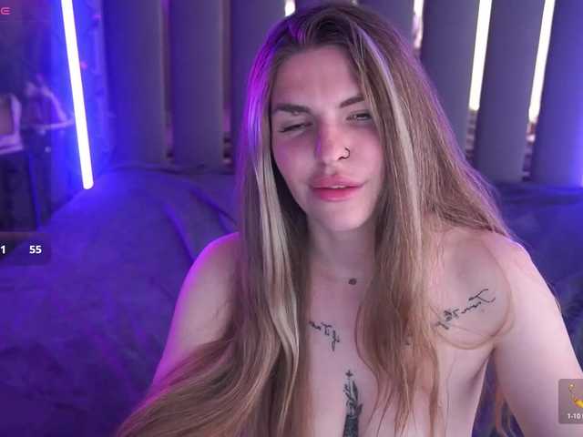DanielaReign webcam
