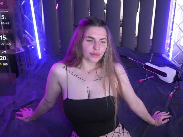 DanielaReign live cam on BongaCams