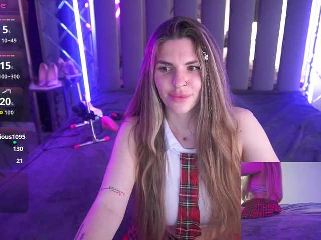 DanielaReign webcam