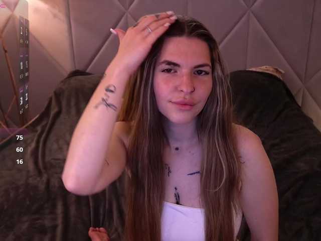 DanielaReign webcam