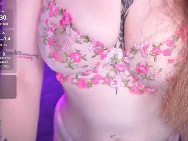 DanielaReign webcam