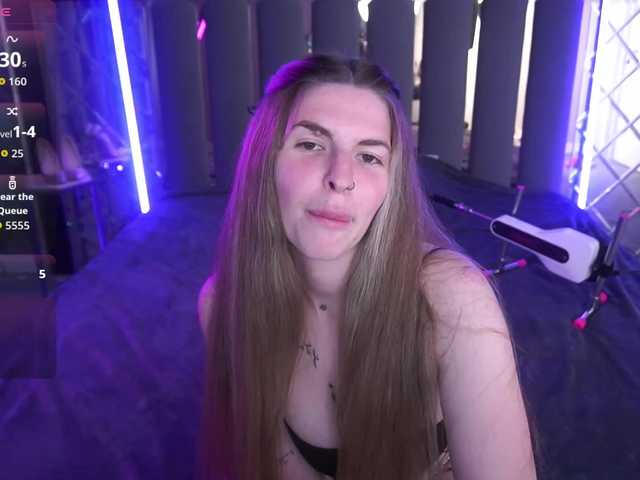 DanielaReign live cam on BongaCams
