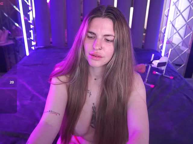 DanielaReign webcam