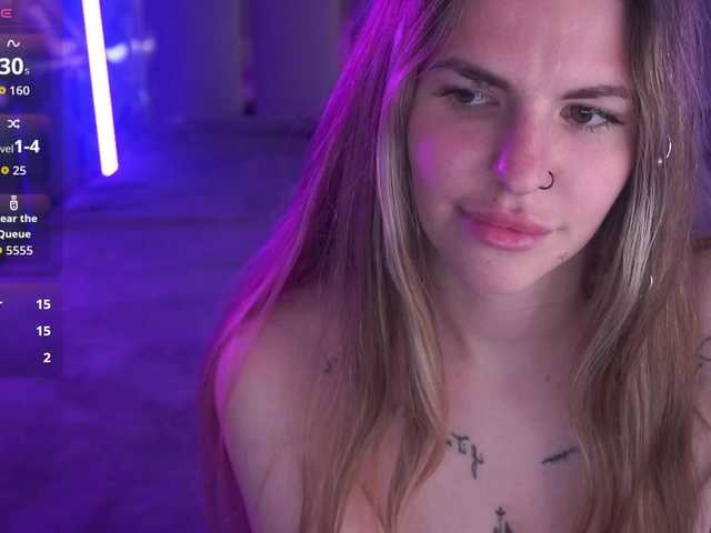 DanielaReign webcam