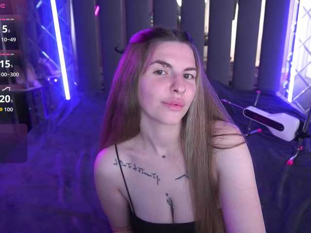 DanielaReign live cam on BongaCams