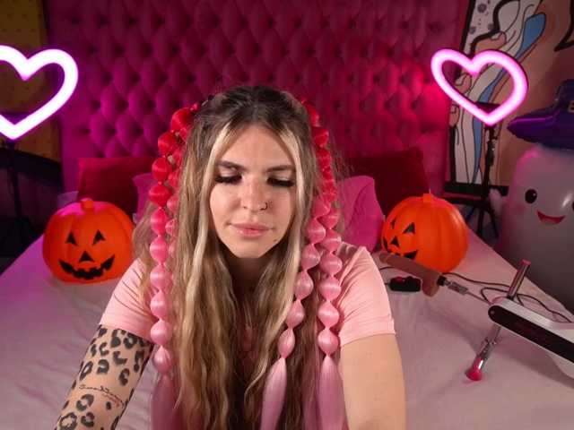DanielaReign live cam on BongaCams