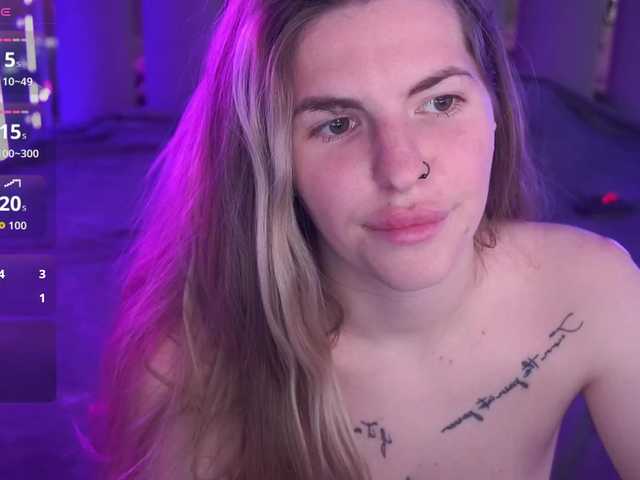 DanielaReign webcam