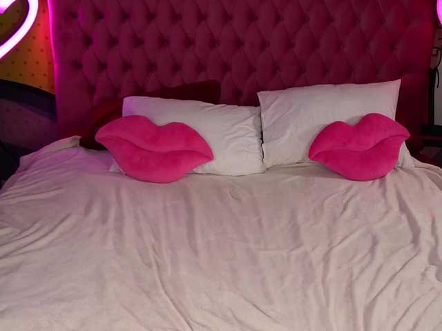 DanielaReign live cam on BongaCams