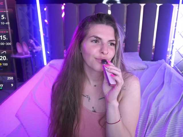 DanielaReign webcam