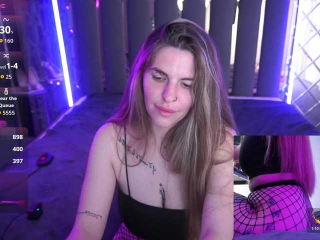DanielaReign webcam
