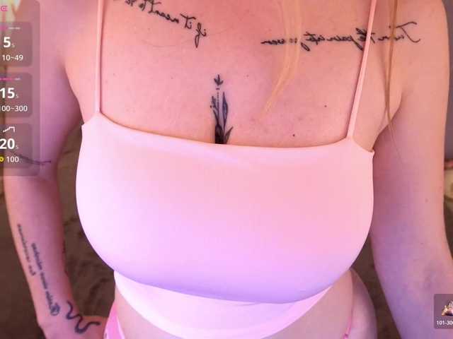 DanielaReign webcam