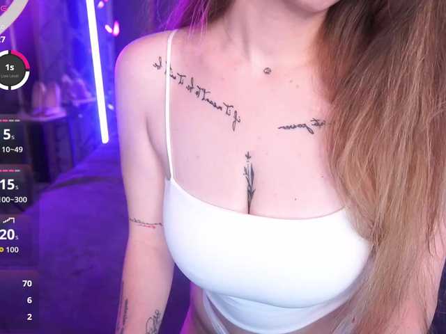 DanielaReign webcam