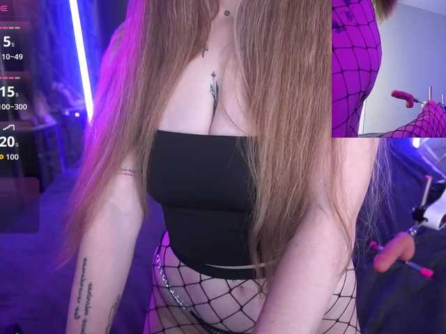 DanielaReign live cam on BongaCams