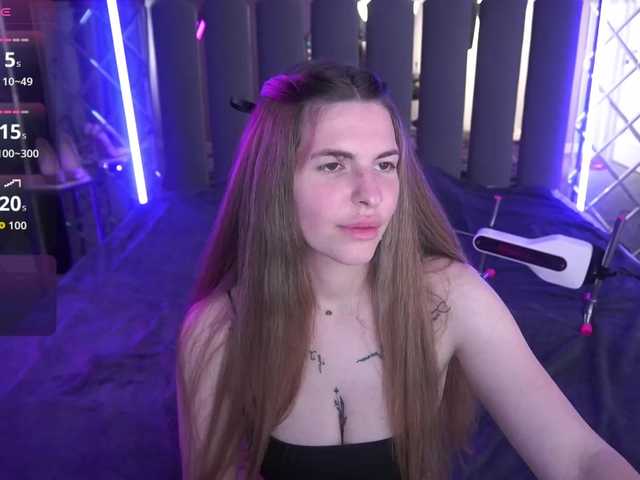 DanielaReign live cam on BongaCams