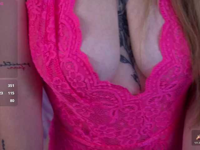 DanielaReign webcam
