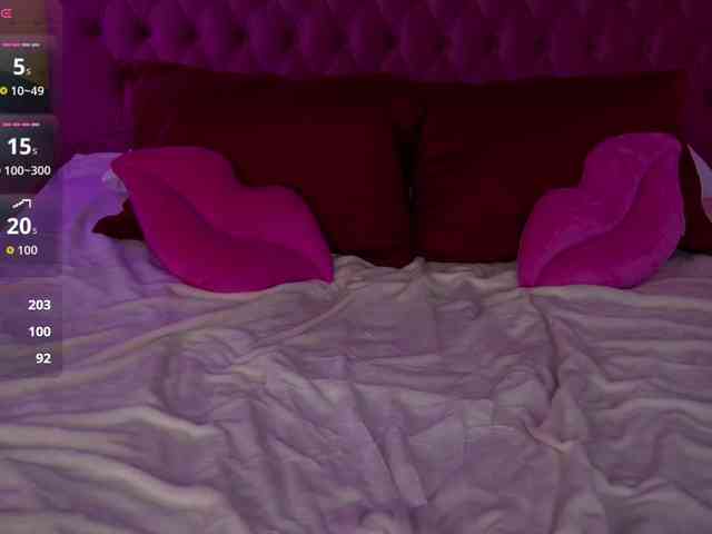 DanielaReign webcam