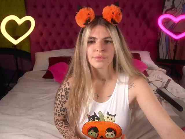 DanielaReign DanielaReign