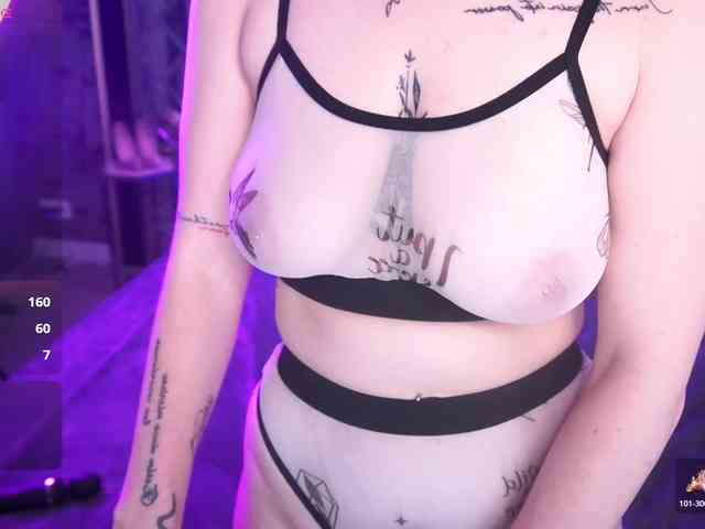 DanielaReign webcam