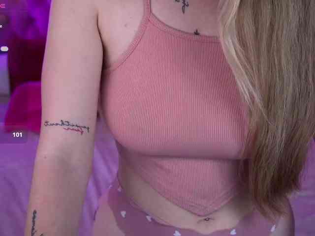 DanielaReign webcam