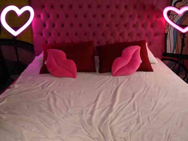 DanielaReign webcam