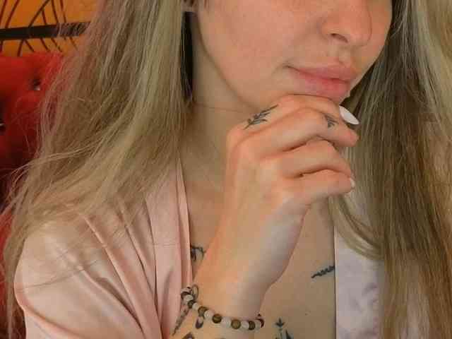 DanielaReign