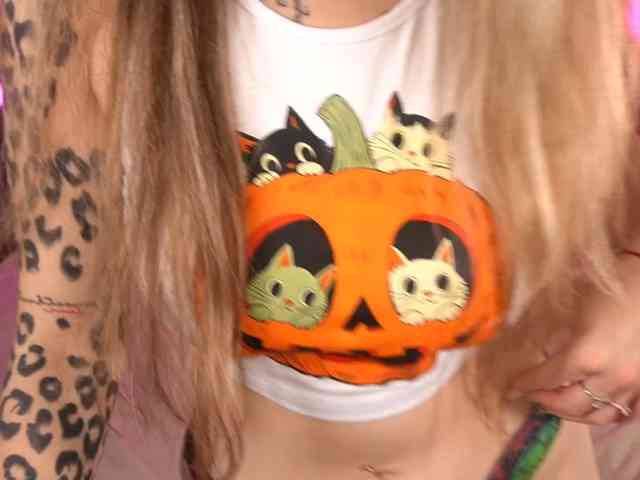 DanielaReign DanielaReign