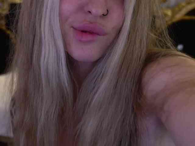 DanielaReign webcam