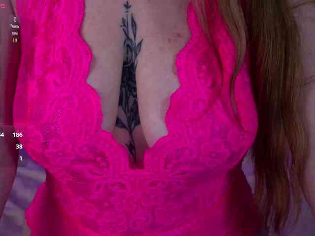 DanielaReign Sex Cam Show