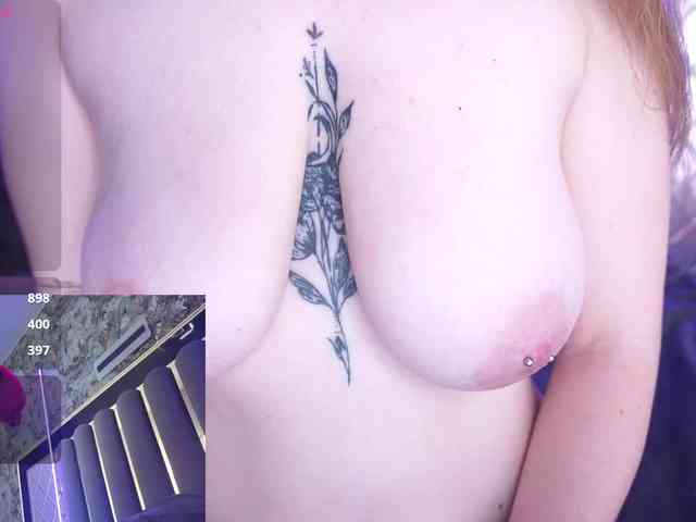 DanielaReign webcam