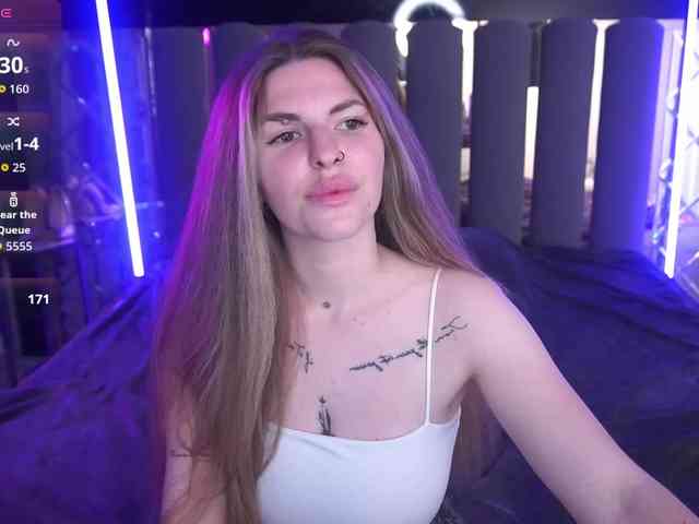 DanielaReign webcam