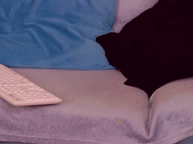 FayeSlate webcam