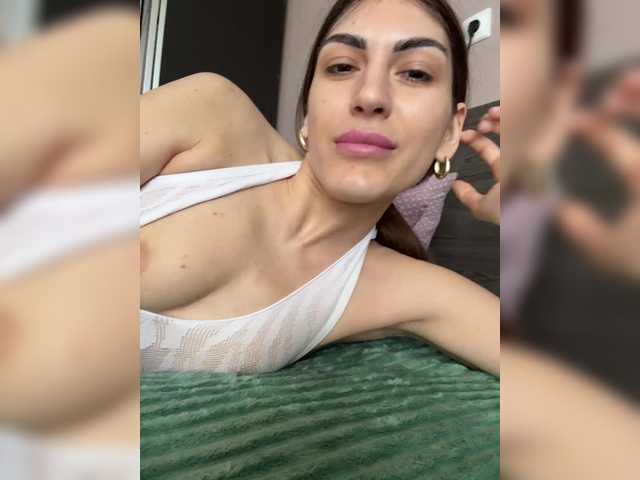 MaggieTurner's BongaCams profile