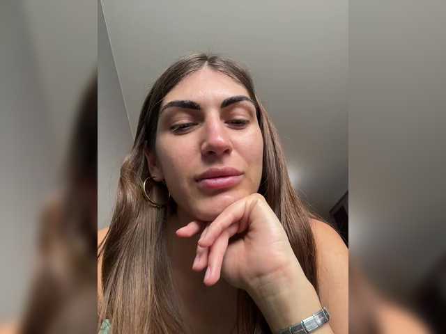 KamillaRuss live cam preview