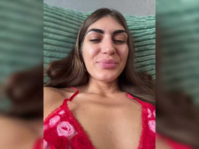 KamillaRuss live cam preview