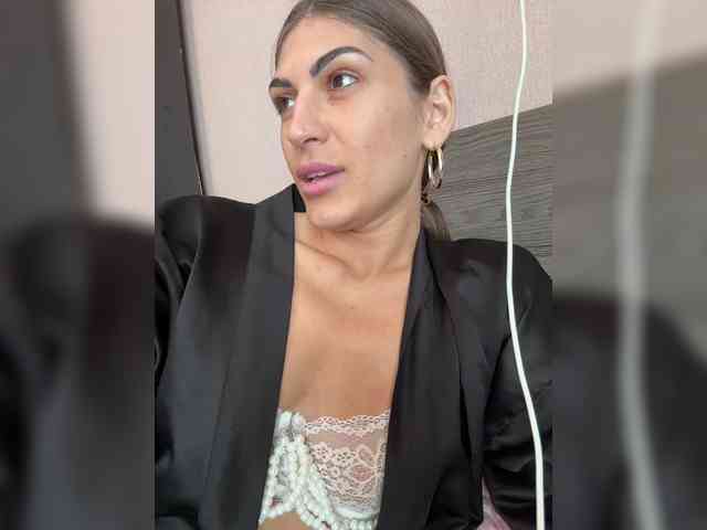 KamillaRuss webcam