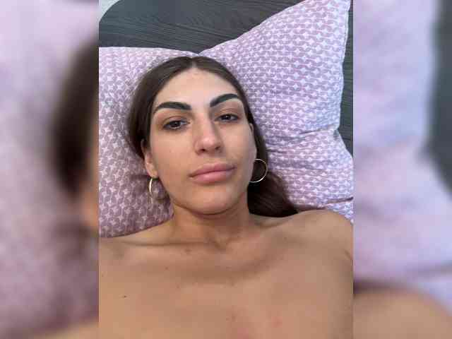 KamillaRuss webcam