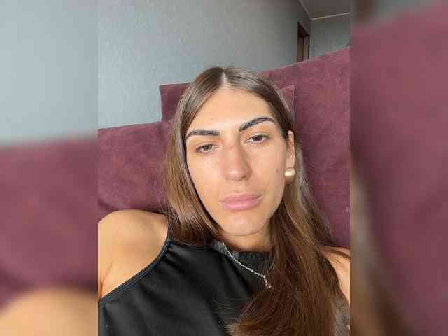 KamillaRuss webcam