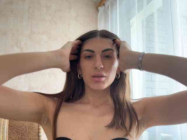 KamillaRuss webcam